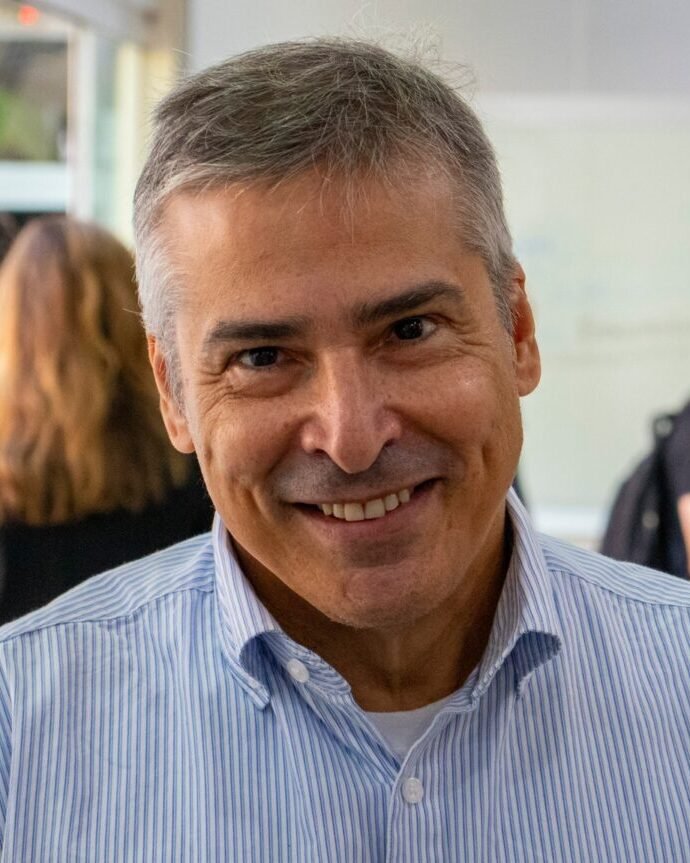 André C. Ponce de Leon F. de Carvalho